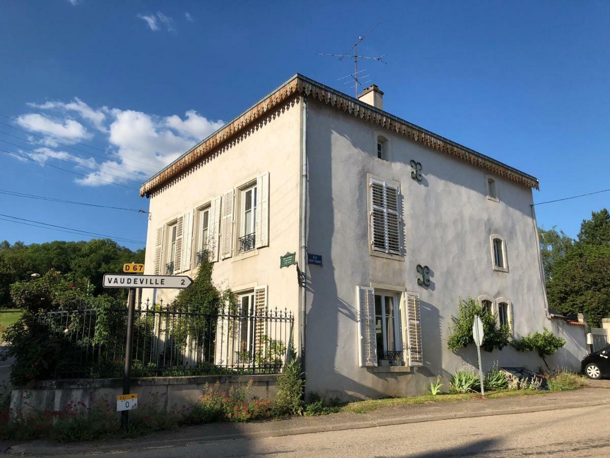 La Fourmi Home Haroue Екстериор снимка